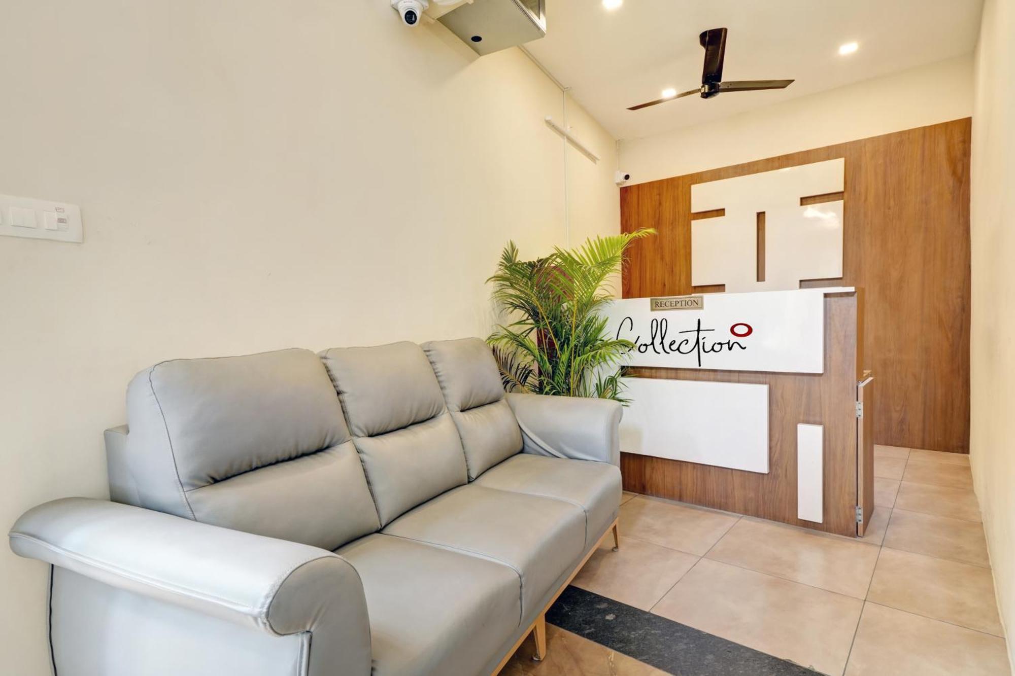 Gypsy Hotel Cusat Kochi Екстер'єр фото